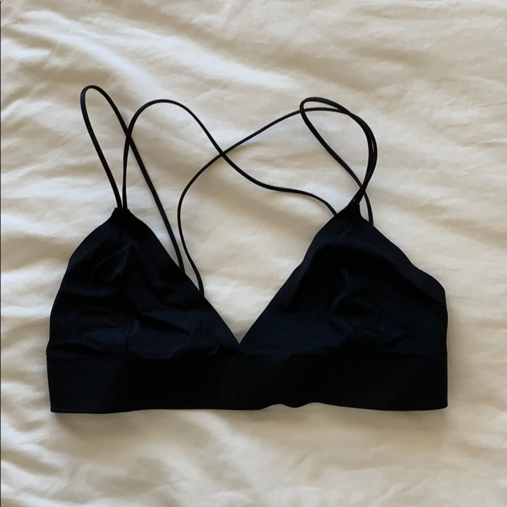 BLACK BRALETTE. URBAN OUTFITTERS
